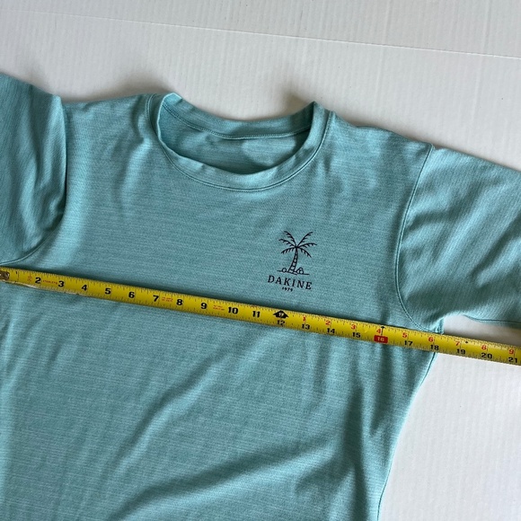 Dakine Sz M Dauntless UPF 50 Loose Fit Short Sleeve Surf Swim Shirt Stretch - Picture 6 of 8
